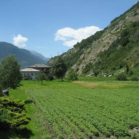 Garni Simplon فندق